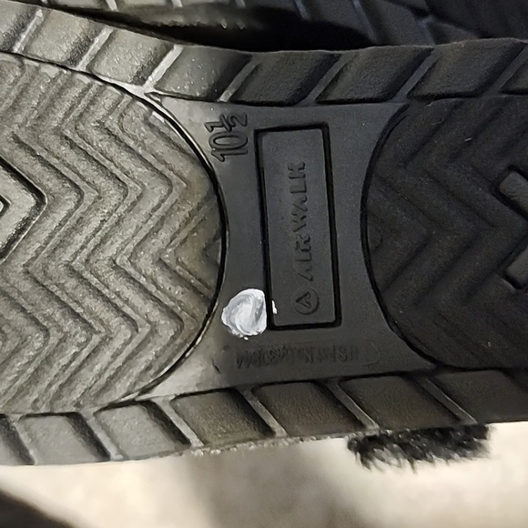 NWT! Airwalk black boots kids size 10 1/2 - Picture 9 of 10